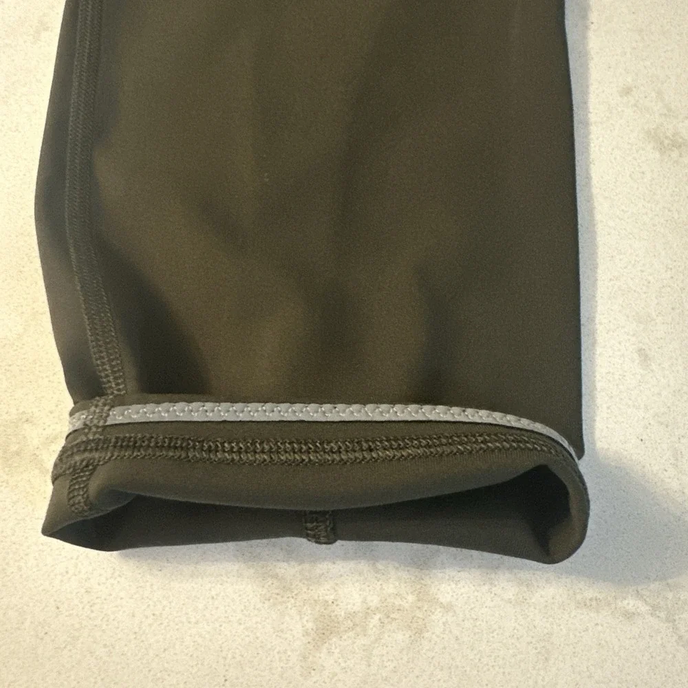 Lululemon Time To Sweat Crop 23